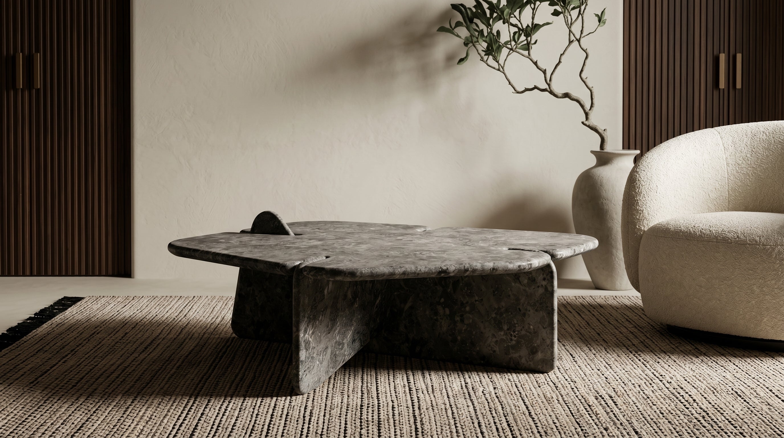 Low nesting table