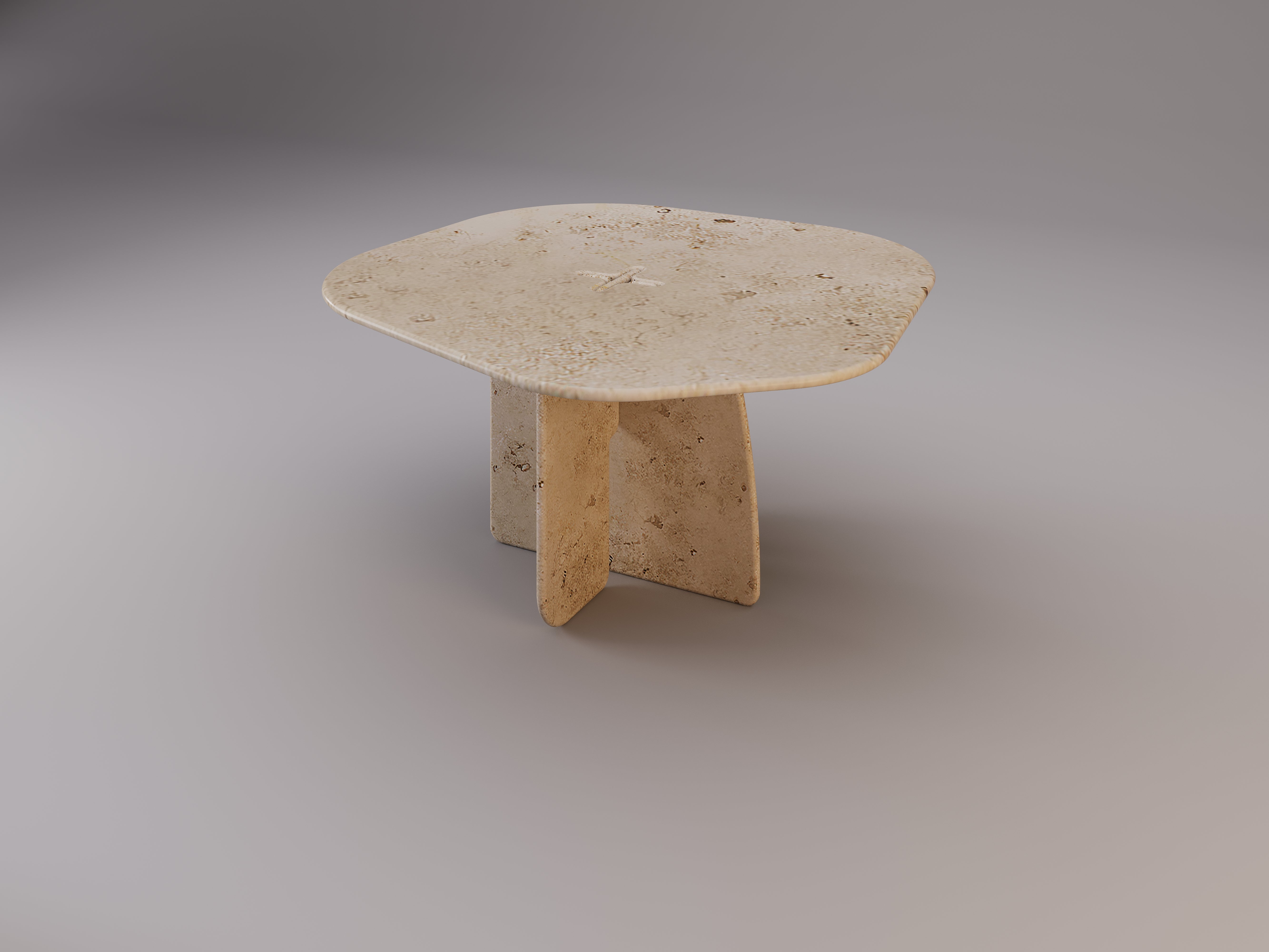 Lame’ Round Dining Table