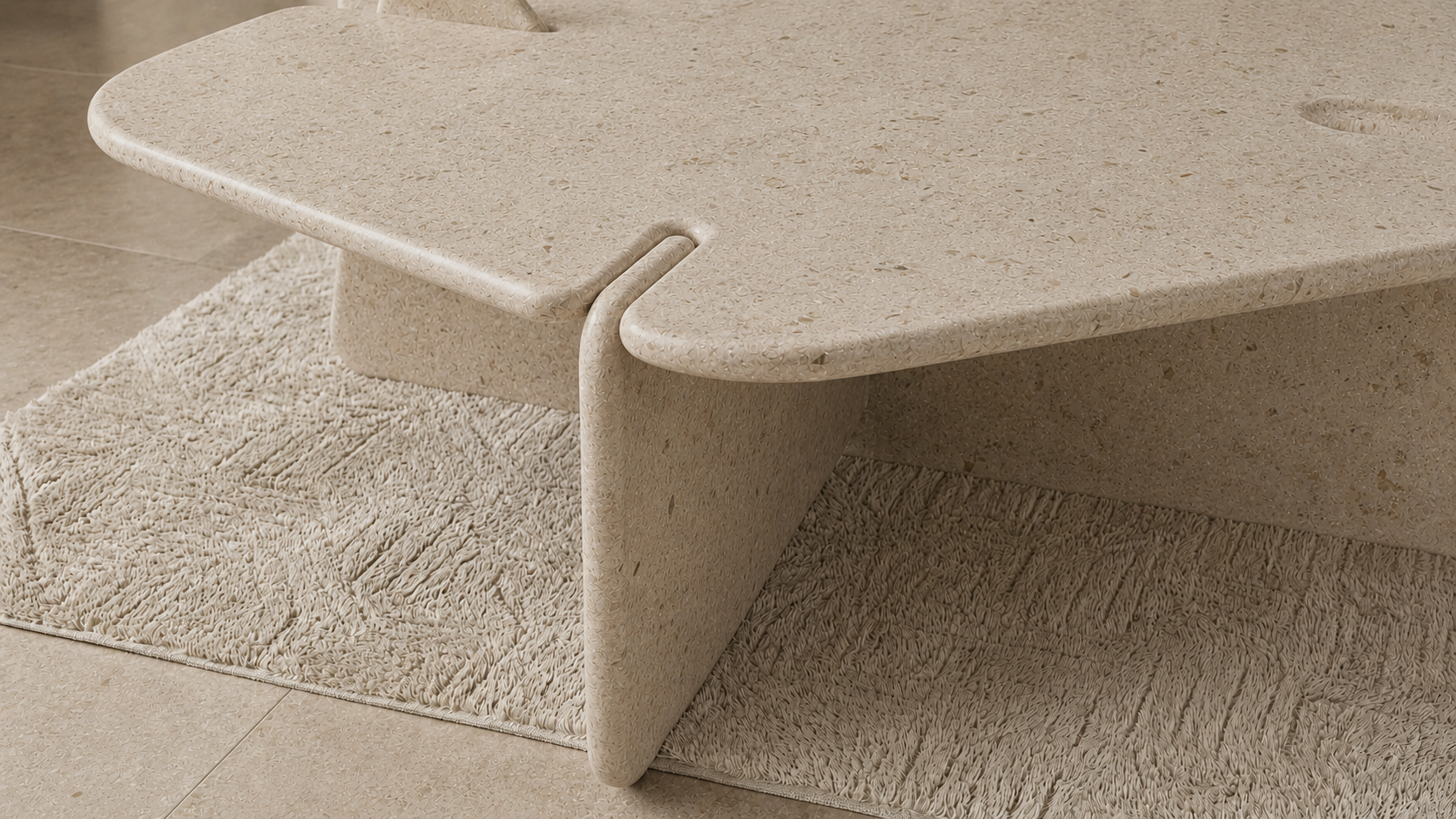 Low nesting table